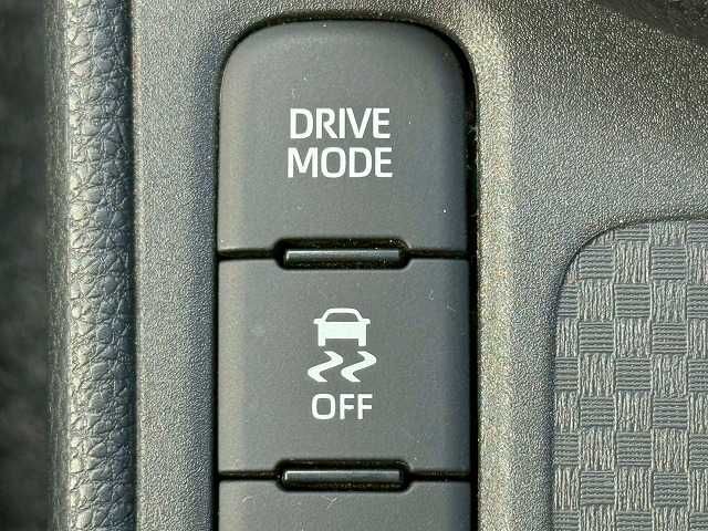 TOYOTA YARIS CROSS 2020 Image 31