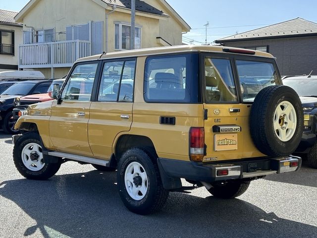 TOYOTA LANDCRUISER VAN 2000 Image 31