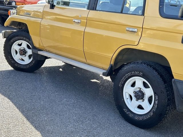 TOYOTA LANDCRUISER VAN 2000 Image 31