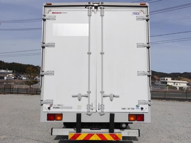 MITSUBISHI FUSOU FIGHTER 2014 Image 31