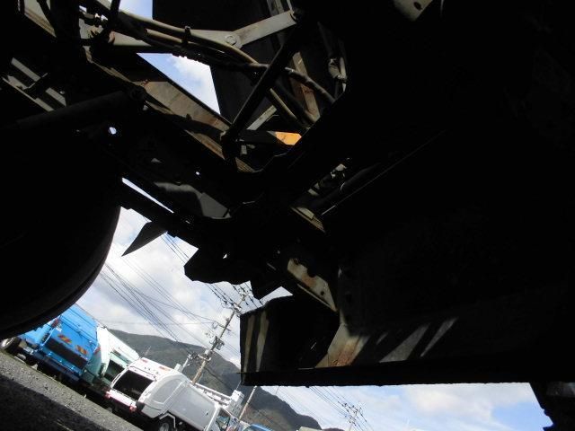 ISUZU ELF 2015 Image 31