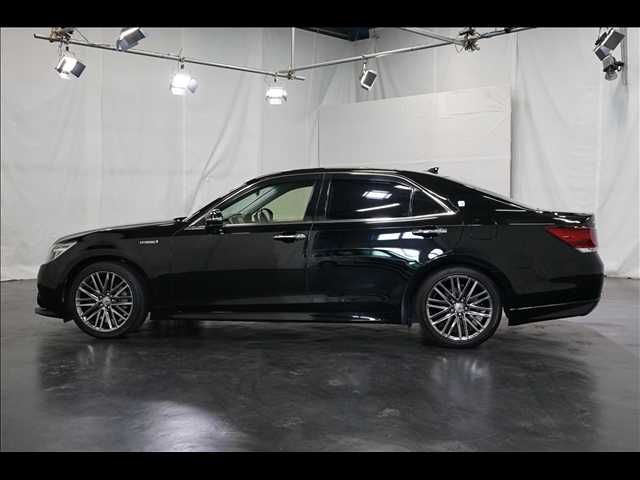 TOYOTA CROWN SEDAN HYBRID 2013 Image 31