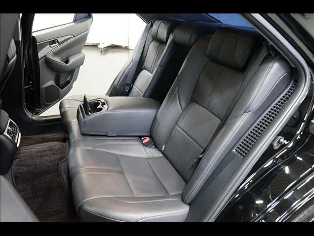 TOYOTA CROWN SEDAN HYBRID 2013 Image 31