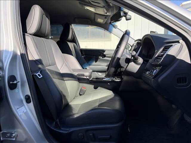 TOYOTA CROWN SEDAN HYBRID 2014 Image 31