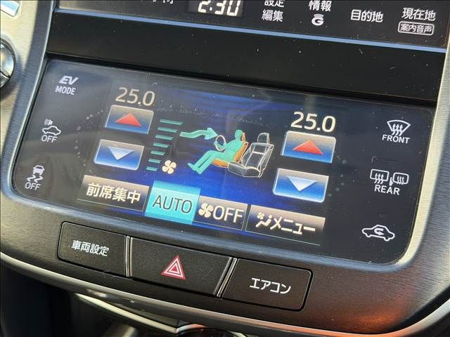 TOYOTA CROWN SEDAN HYBRID 2014 Image 31