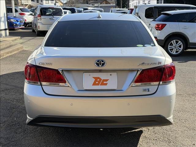 TOYOTA CROWN SEDAN HYBRID 2014 Image 31