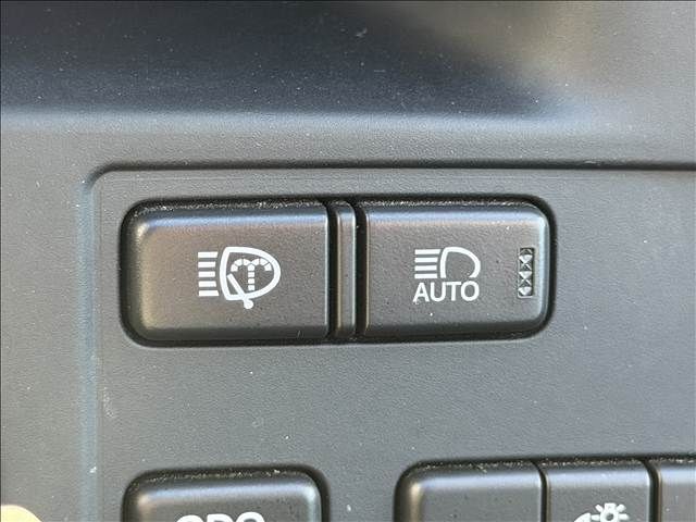 TOYOTA CROWN SEDAN HYBRID 2014 Image 31