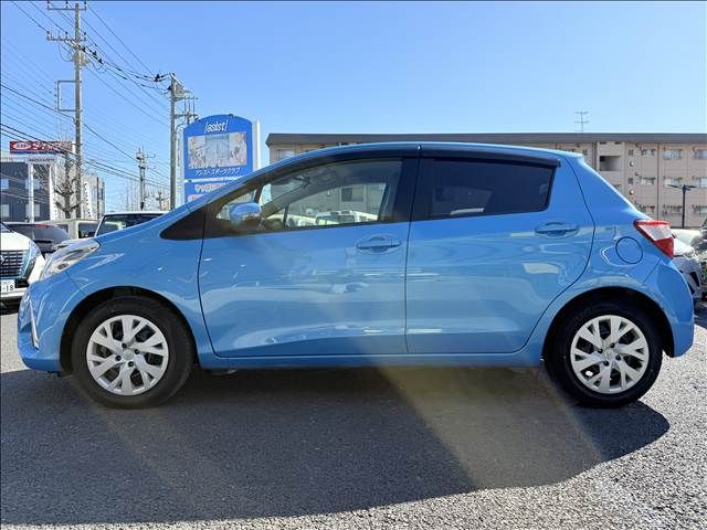 TOYOTA VITZ 2017 Image 31