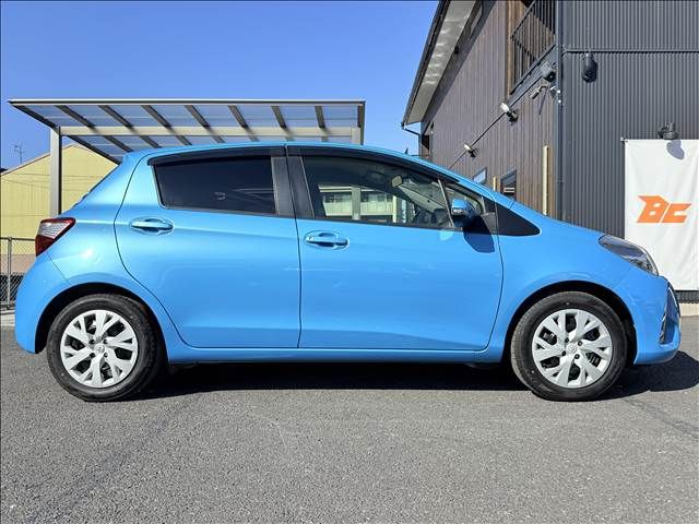 TOYOTA VITZ 2017 Image 31