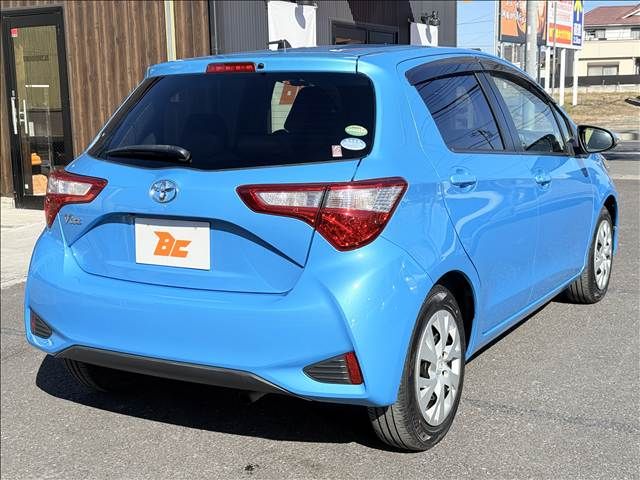 TOYOTA VITZ 2017 Image 31