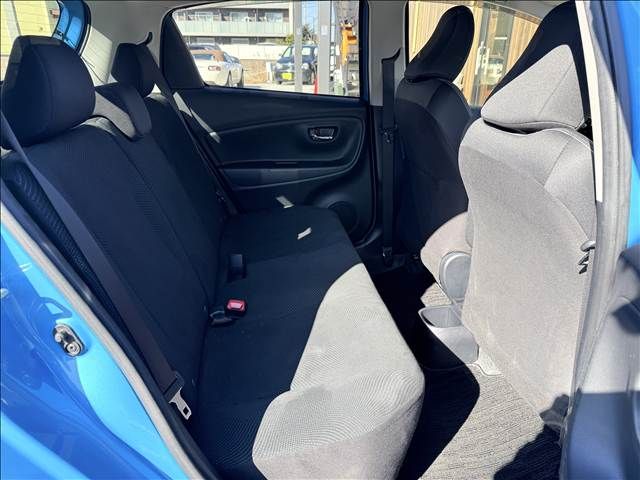 TOYOTA VITZ 2017 Image 31