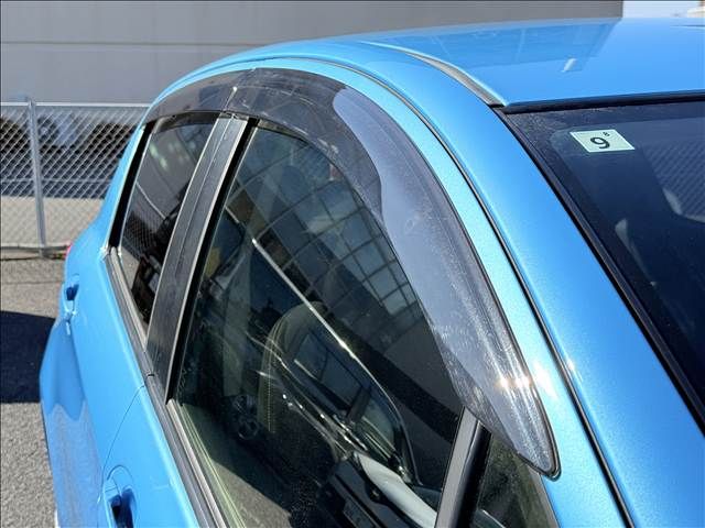 TOYOTA VITZ 2017 Image 31