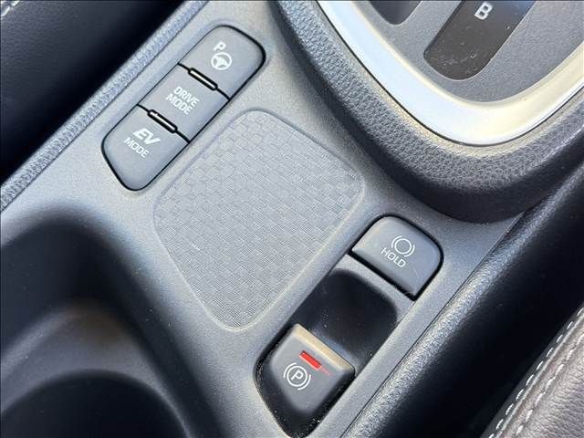 TOYOTA YARIS CROSS HYBRID 2022 Image 31