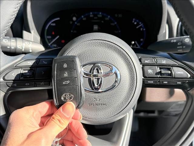 TOYOTA YARIS CROSS HYBRID 2022 Image 31