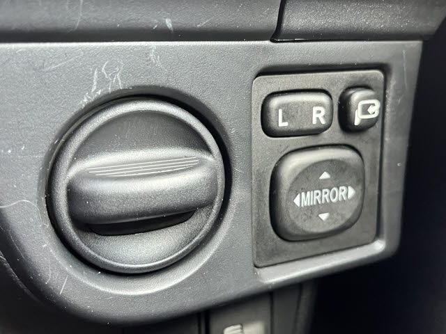 TOYOTA COROLLA FIELDER HYBR 2014 Image 31