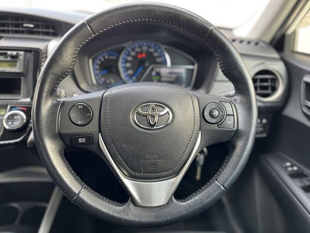 TOYOTA COROLLA FIELDER HYBR 2014 Image 31