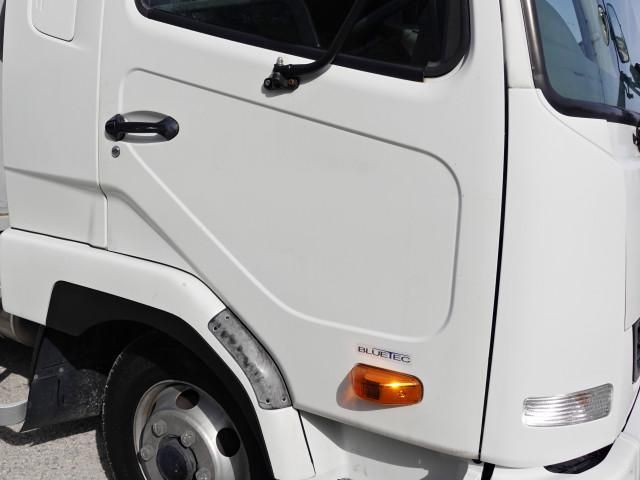 MITSUBISHI FUSOU FIGHTER 2014 Image 31