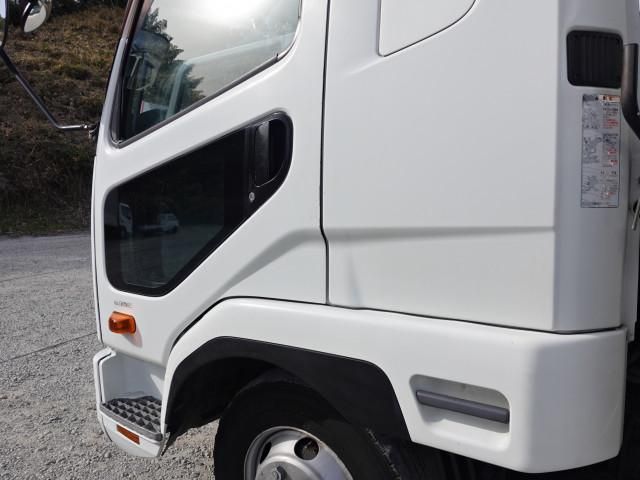 MITSUBISHI FUSOU FIGHTER 2014 Image 31