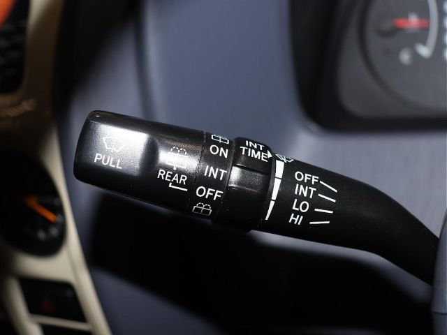 TOYOTA LANDCRUISER PRADO 2000 Image 31