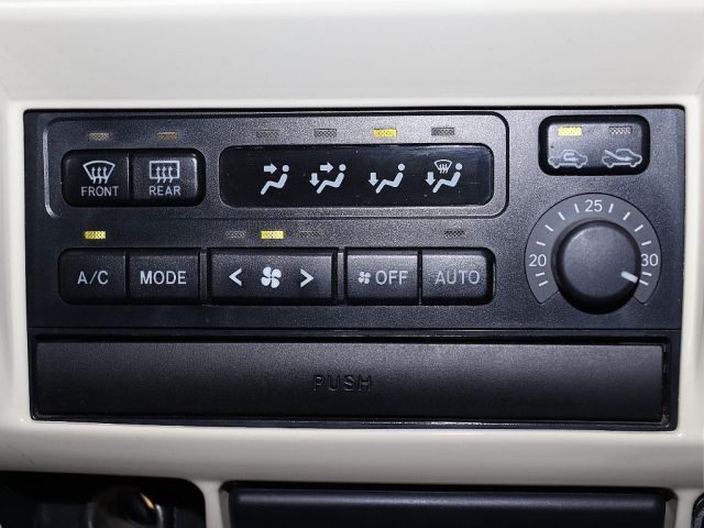 TOYOTA LANDCRUISER PRADO 2000 Image 31