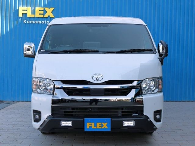TOYOTA HIACE VAN 2WD 2023 Image 31