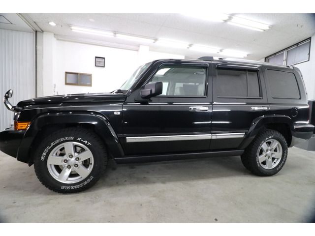 JEEP COMMANDER 2007 Image 31