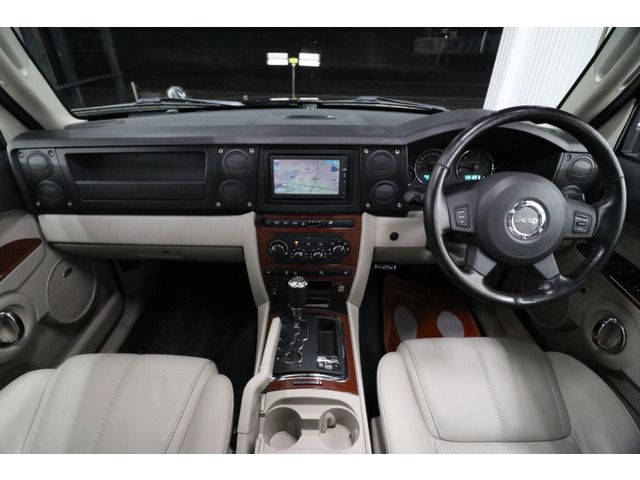 JEEP COMMANDER 2007 Image 31