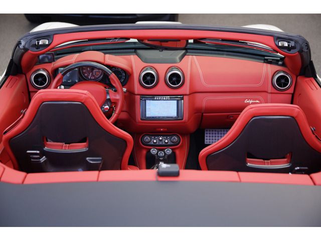 FERRARI CALIFORNIA 3 2013 Image 31