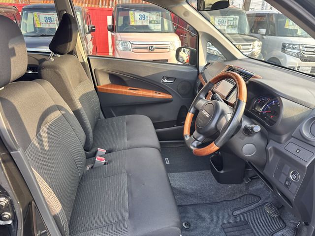 DAIHATSU MOVE CUSTOM 2013 Image 31