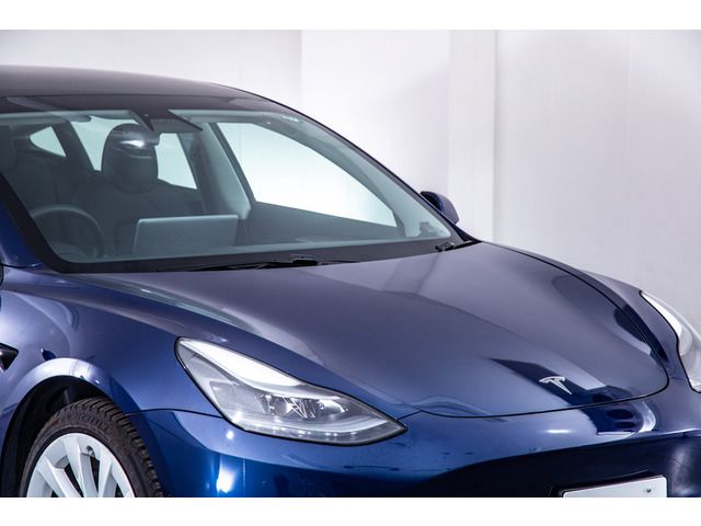 TESLA MODEL 3 2021 Image 31
