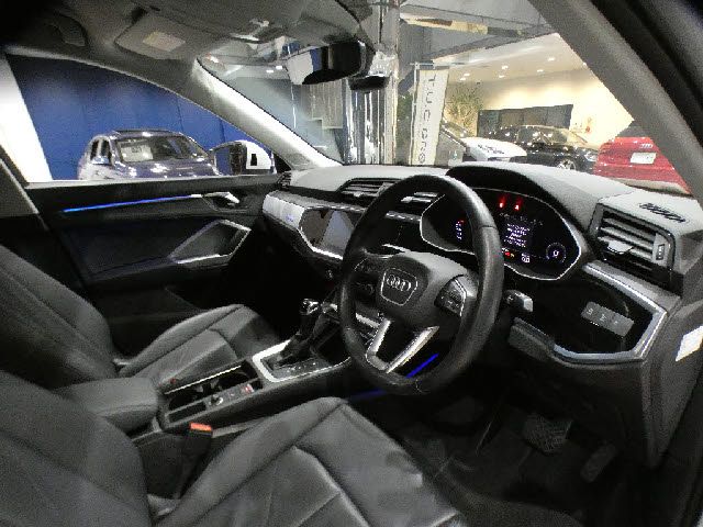 AUDI Q3 2021 Image 31