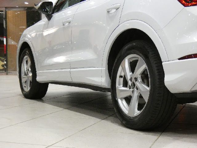 AUDI Q3 2021 Image 31