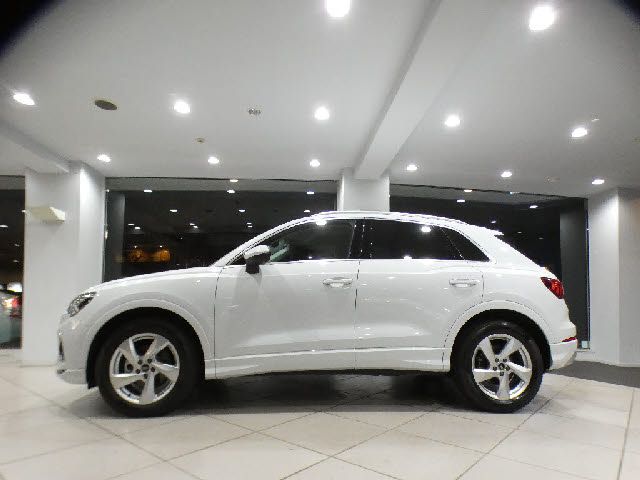 AUDI Q3 2021 Image 31