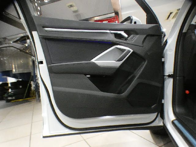 AUDI Q3 2021 Image 31