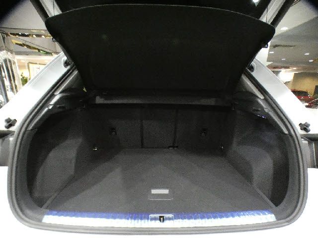 AUDI Q3 2021 Image 31