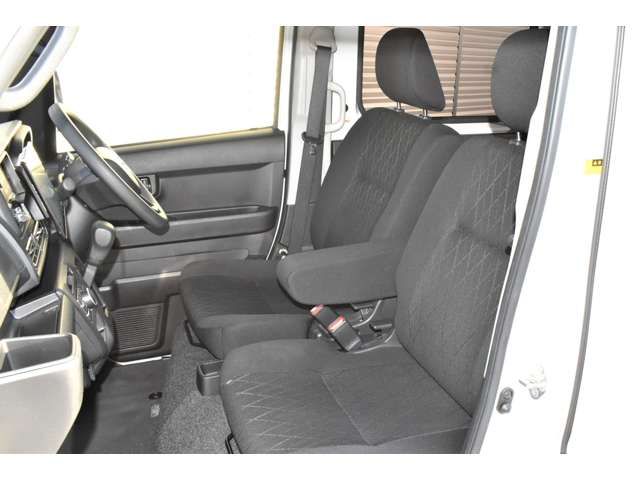 DAIHATSU ATRAI VAN 4WD 2022 Image 31