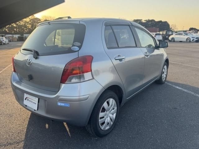 TOYOTA VITZ 2009 Image 31