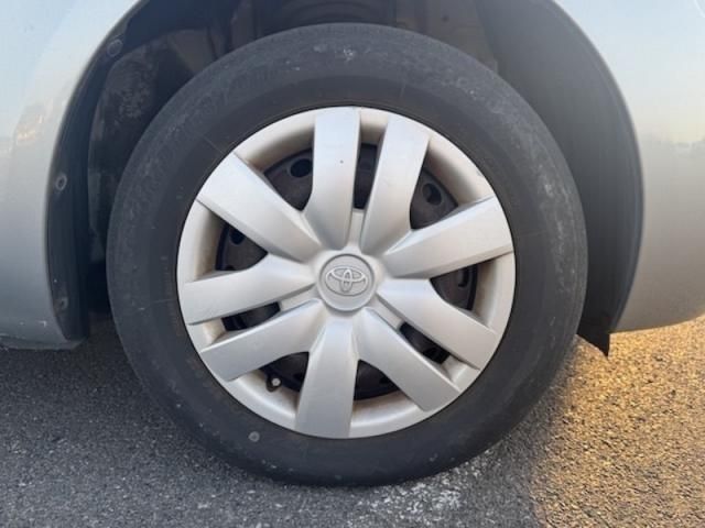 TOYOTA VITZ 2009 Image 31