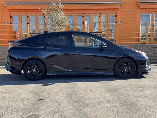 TOYOTA PRIUS 2015 Image 31