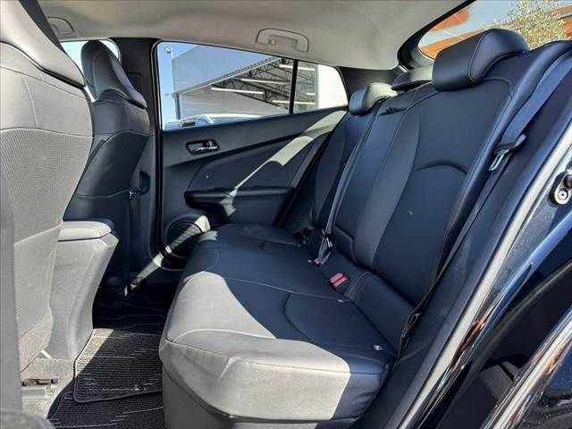 TOYOTA PRIUS 2015 Image 31