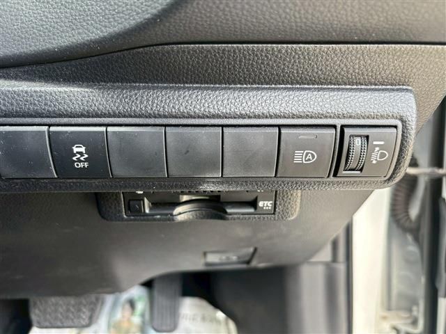 TOYOTA COROLLA TOURING HYBR 2022 Image 31