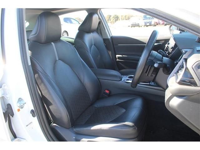 TOYOTA CAMRY HYBRID 2021 Image 31