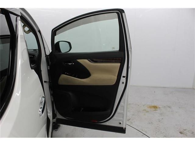 TOYOTA ALPHARD 2019 Image 31