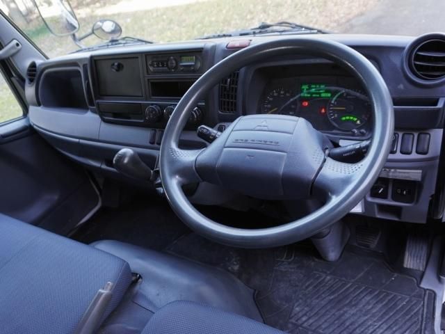 MITSUBISHI CANTER 2016 Image 31