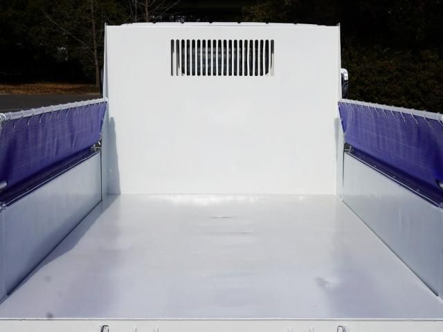 MITSUBISHI CANTER 2016 Image 31