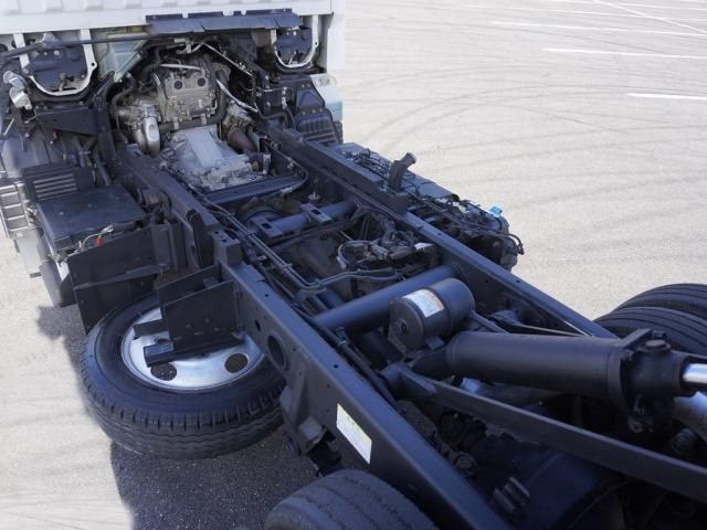 MITSUBISHI CANTER 2016 Image 31