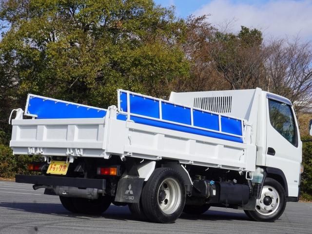 MITSUBISHI CANTER 2016 Image 31