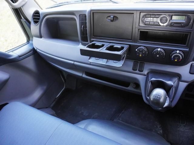 MITSUBISHI CANTER 2016 Image 31