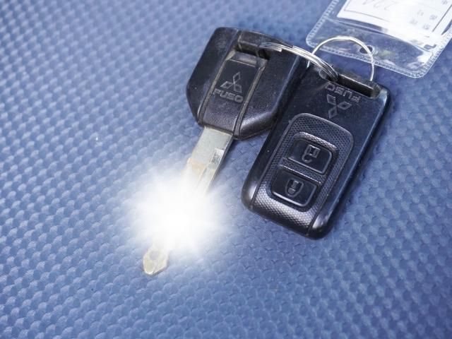 MITSUBISHI CANTER 2016 Image 31