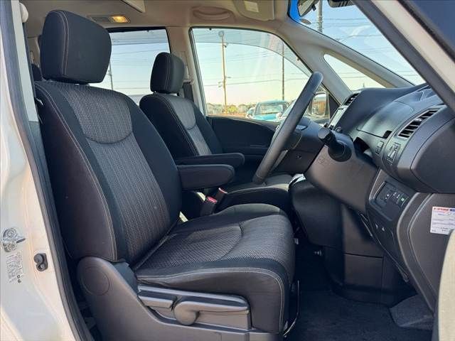 NISSAN SERENA  S-HYBRID 2015 Image 31